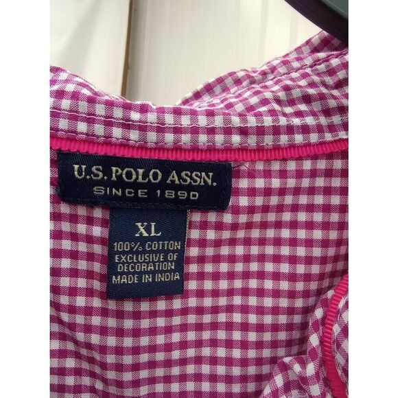 U.S Polo Assn, gingham, sleeveless button-up cropped shirt. Size XL - Picture 4 of 4